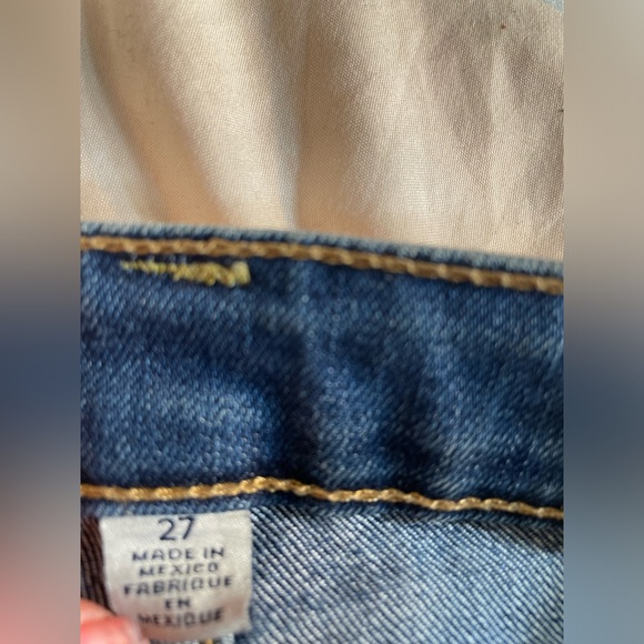 Dark and light blue authentic true religion jeans cute and stylish! - Picture 2 of 8